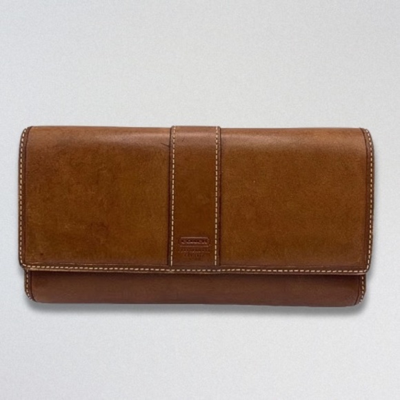 Coach Classic Leather Wallet Flap Closure Rear Zip Pocket Dark Brown Women’s OS - Picture 1 of 16